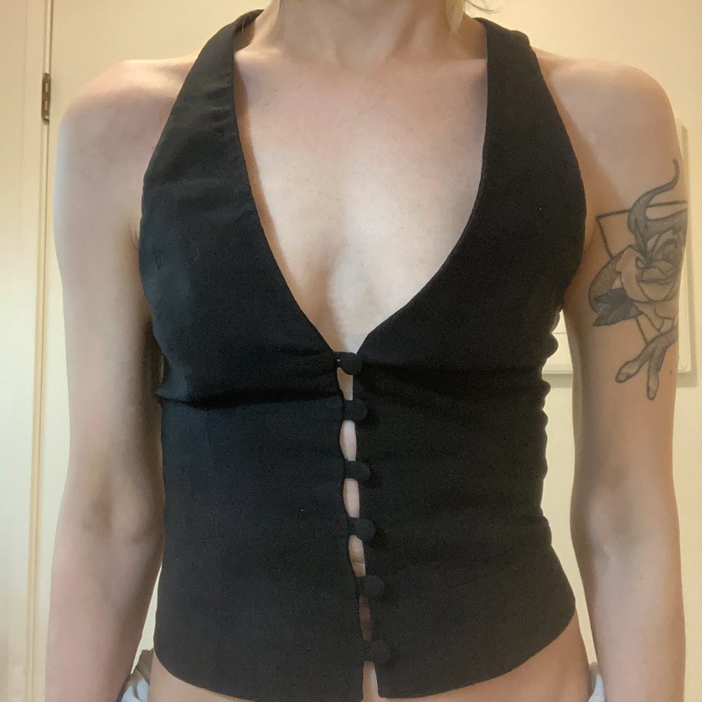 NWOT Zara black button front halter top, hook-eye closure, size XS-S